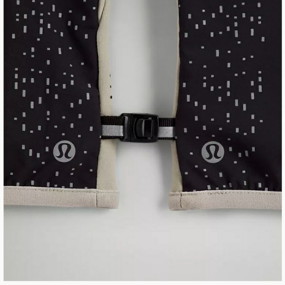 LULULEMON-Gloves Cold Terrain Hooded S/M - Picture 4 of 7